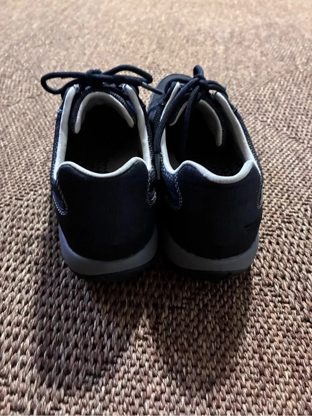 Dansko Peggy shoe 8.5-9